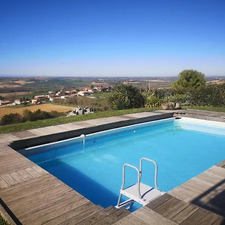 Avec Piscine A Debordement Vue Exceptionnelle Puechoursi
